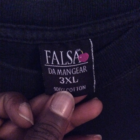 3 XXL tee shirt - Picture 2 of 2